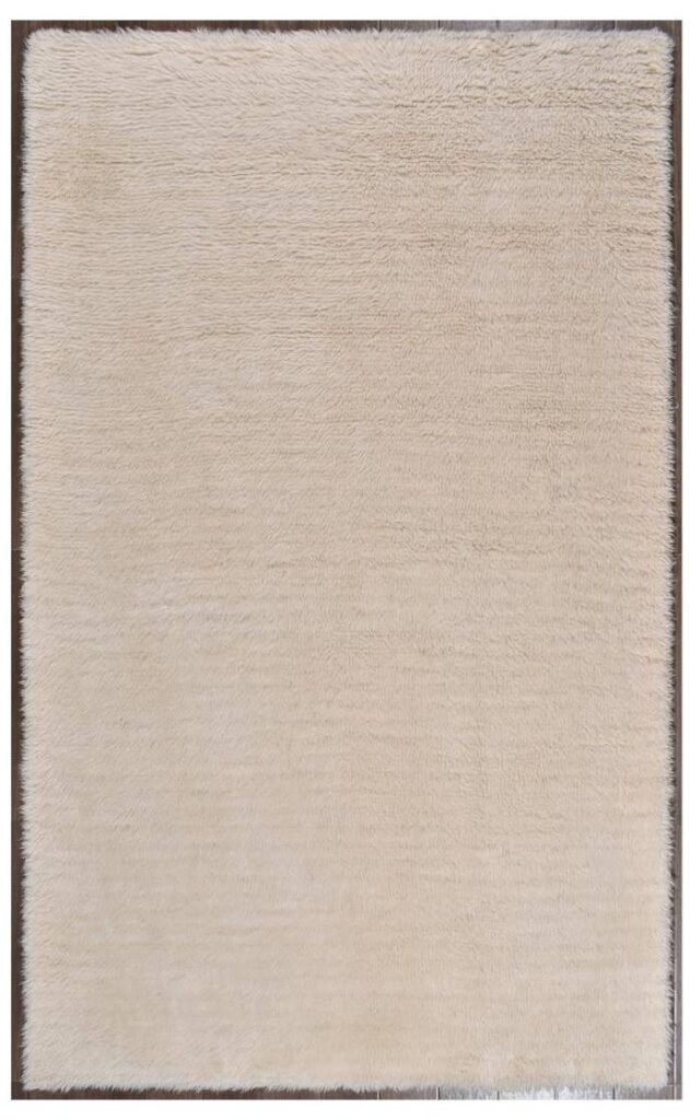 Plain table tufted carpet